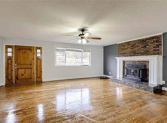 2nd image of 4114 N 49th Dr