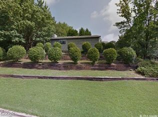 1305 Terramont Dr, Roswell, GA 30076