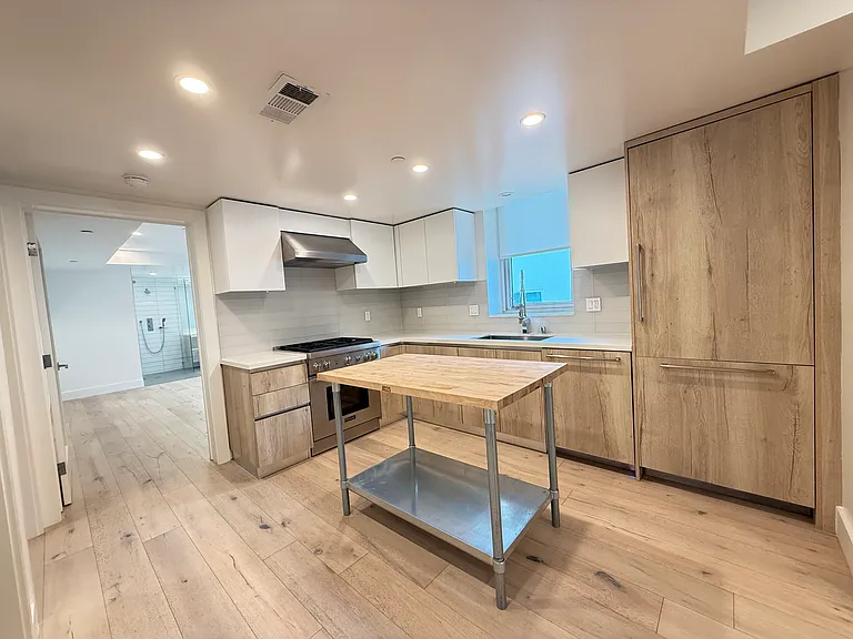 8210 W Fountain Ave #103 — Photo 10