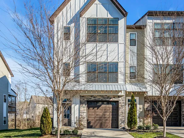 218 Stonecrest Cir, Nashville, TN 37209