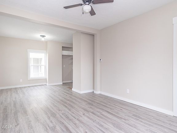 4th image of 612 Michigan St