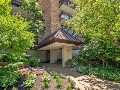3801 Mission Hills Rd APT 510, Northbrook, IL, 60062