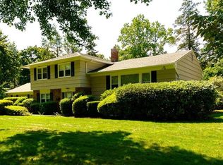 212 Soundview Ave, White Plains, NY 10606