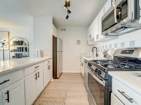 1111 Park Ave #1-1605