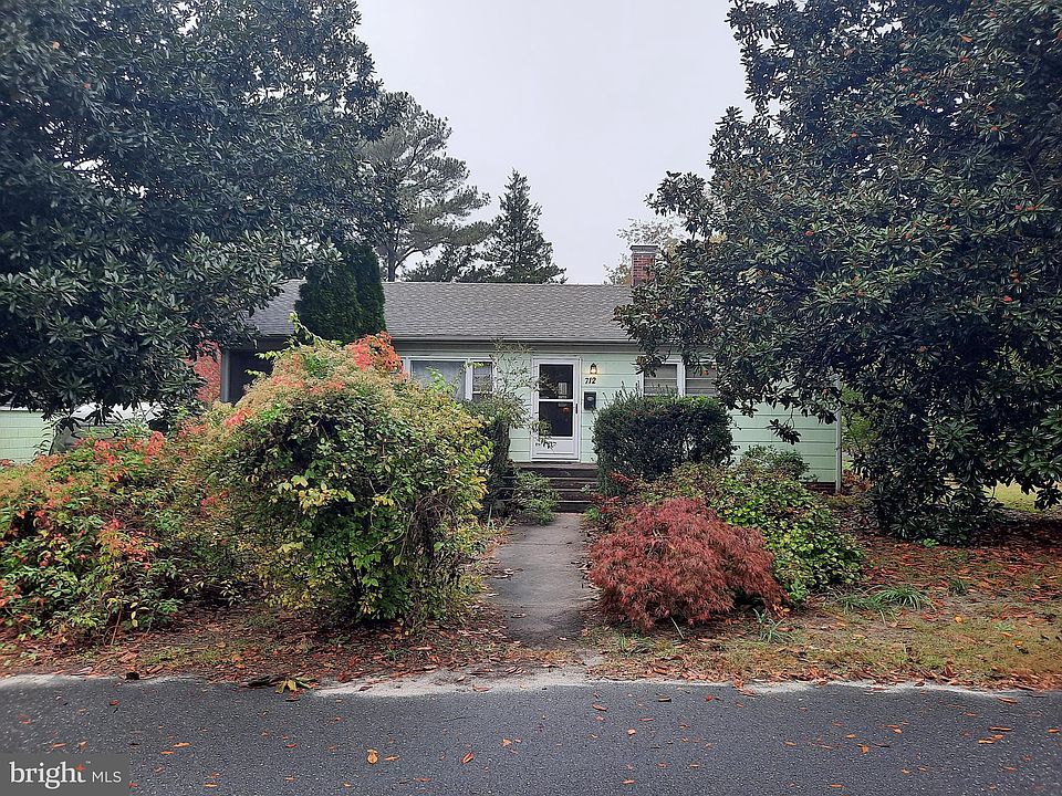 1st image of 712 Oak Hill Ave