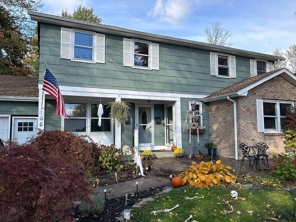 100 Brittany Dr