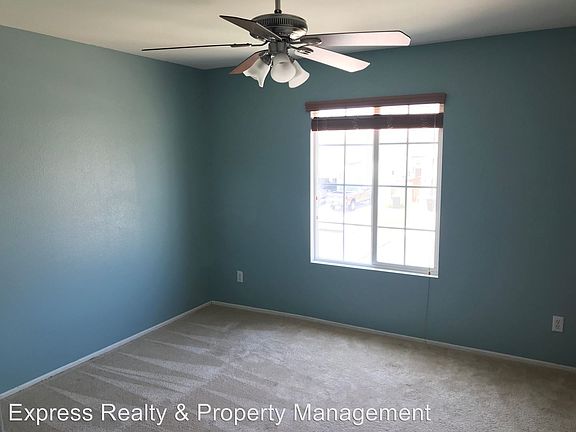 5th image of 840 Shiraz Dr
