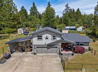 740 NW Saddle Creek Ln, Bremerton, WA 98311