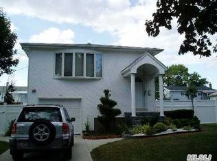 110 Spray St, Massapequa, NY 11758