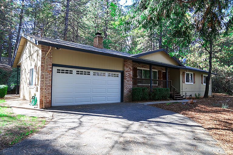 1st image of 11556 Francis Dr