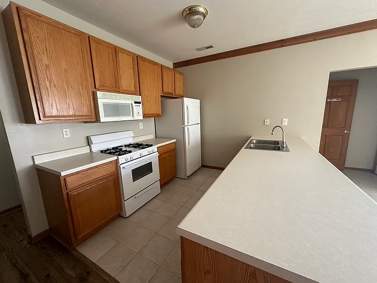 10450 Metalmark Ln #2 — Photo 5