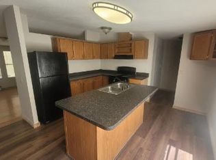 940 Martin Luther King Jr Dr, Baldwin, FL 32234