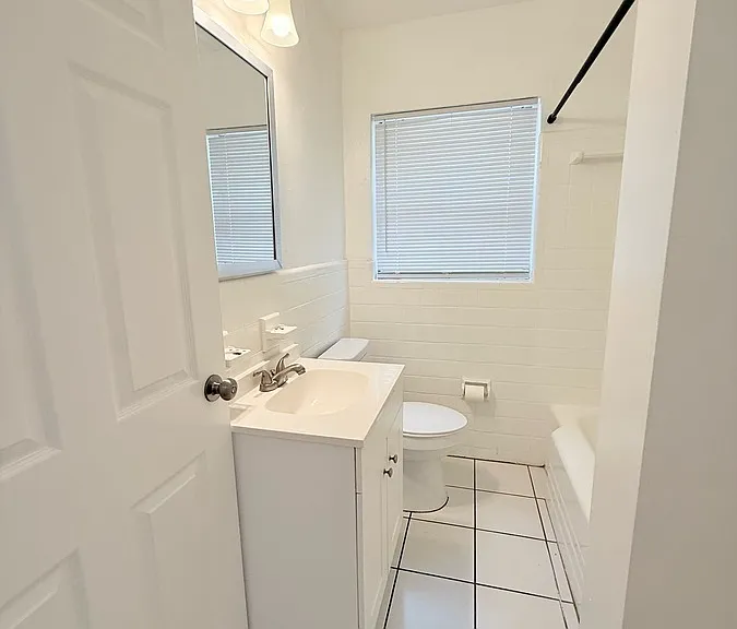 1252 Eldridge St — Photo 12