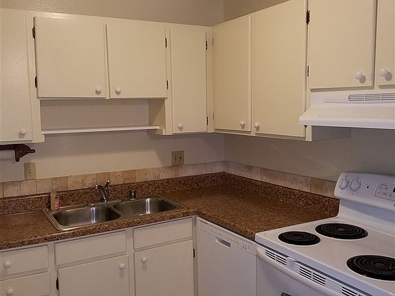 4th image of 159 Calle Ojo Feliz Unit P
