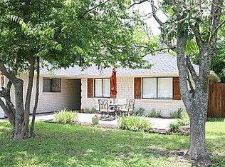 878 N Main Dr, Van Alstyne, TX 75495