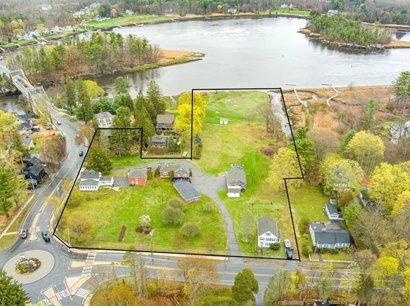 570 Merrimac St, Newburyport, MA 01950