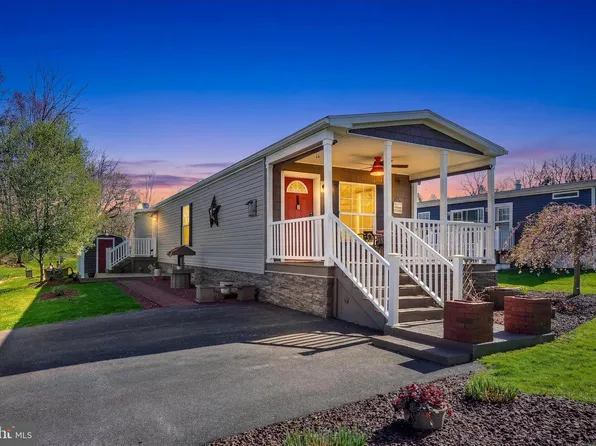 74 Chipawa Ave, Dover, PA 17315