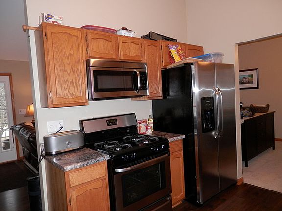 4th image of 1810 Glenmoor Dr
