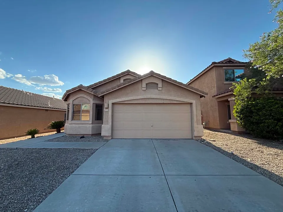 8370 S Hunnic Dr