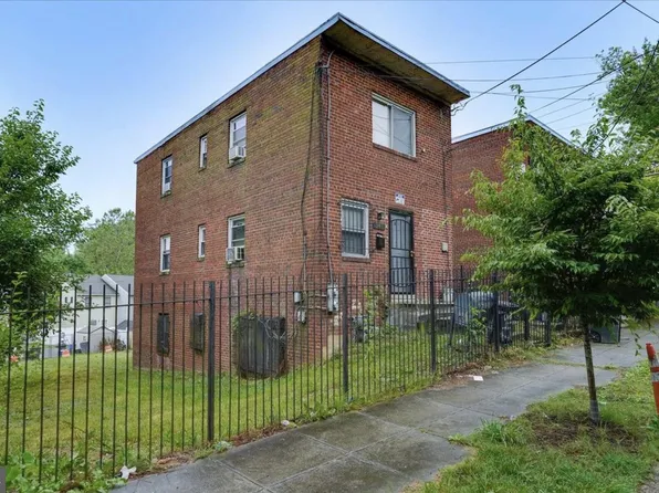 341 54th St NE, Washington, DC 20019