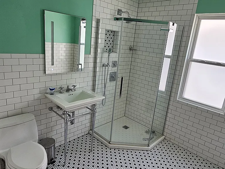 2978 S Logan Ave #2978 — Photo 11