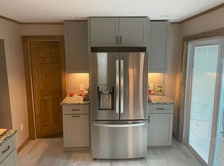 37 Alger St, Adams, MA 01220