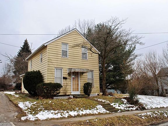 3rd image of 7520 Park Ave