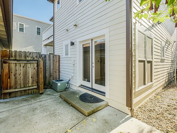 5th image of 1515 F St APT 4