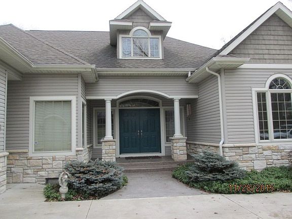 2nd image of 51950 Meadow Creek Dr