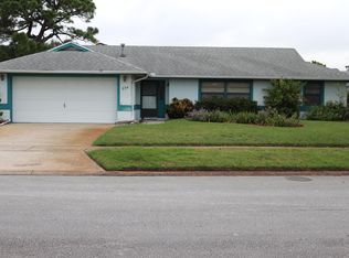 854 Honeysuckle Dr, Rockledge, FL 32955