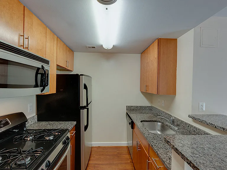 Channel Square Apartments — Photo 14