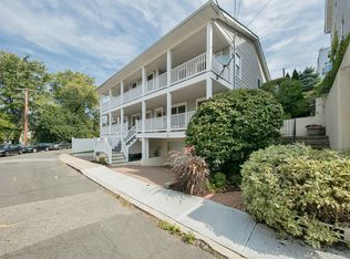 28 Ridge St, Hastings On Hudson, NY 10706