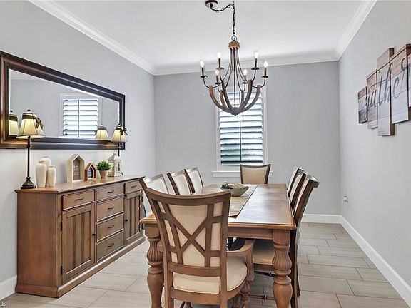 2nd image of 2361 Tangerine LN