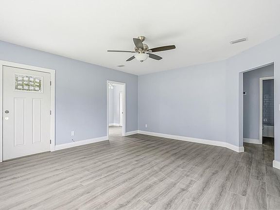 5th image of 8500 N BOULEVARD