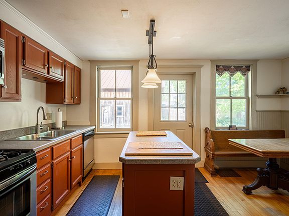 2nd image of 458 East Main Street