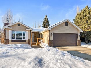 40 Windsor Cres, Saint Albert, AB T8N 3E5