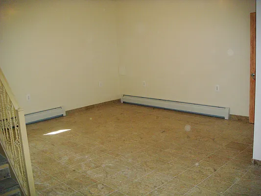 Rented by Avanguard Realty Corp | media 6