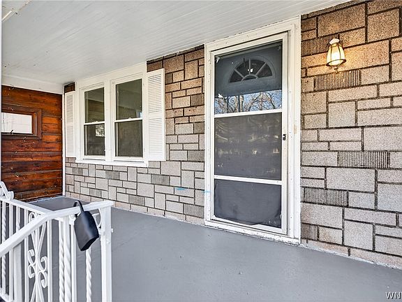 4th image of 157 Davidson Ave