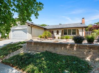 1512 Mayflower Pl, Santa Rosa, CA 95403