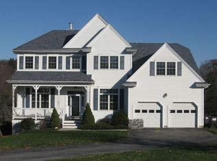 25 Wyndham Ln, Carmel, NY 10512