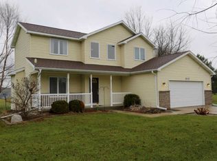 23686 Finch Ave, Mattawan, MI 49071