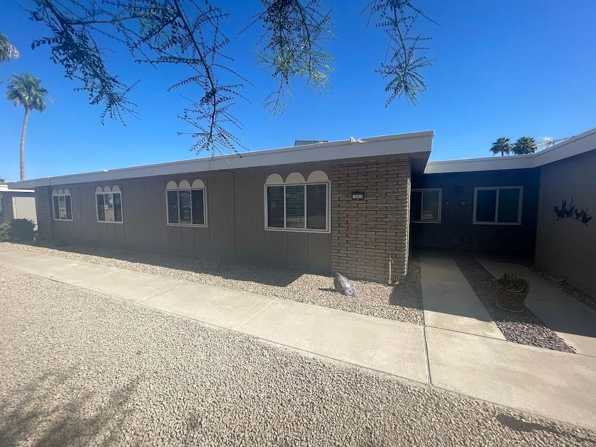 Wonderful Adult Community. Spacious 2 bedroom, 2 bath home — Photo 3