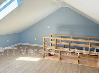 8800 Plymouth St #5, Silver Spring, MD 20901