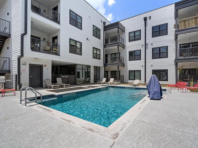 3101 Govalle Ave #210 — Photo 24