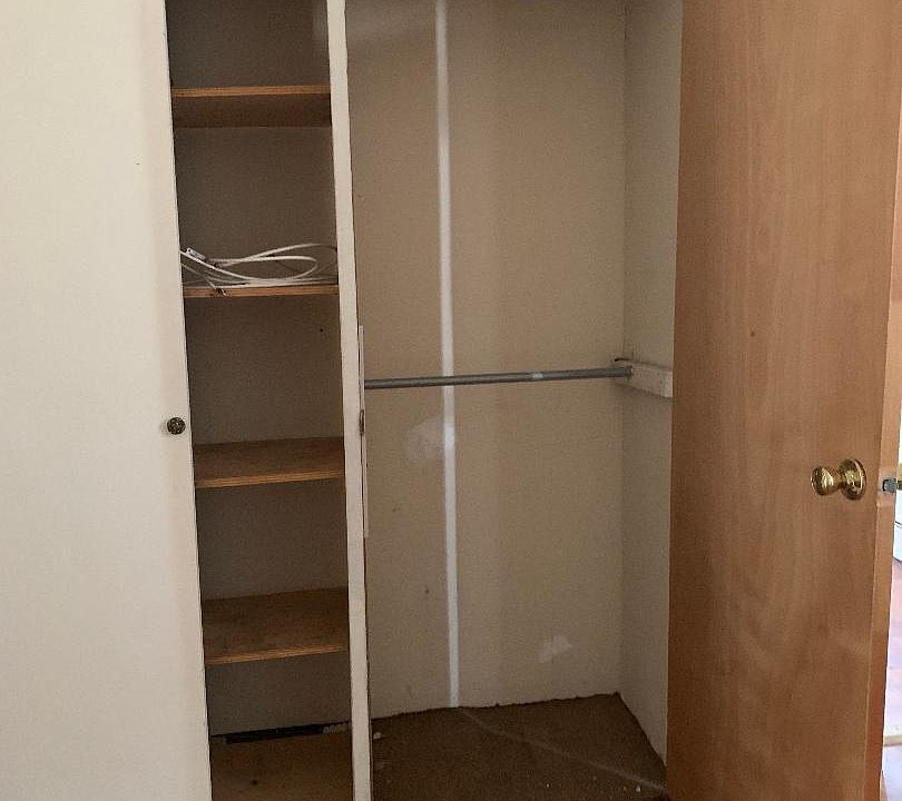 1st image of 253 Davis Ave Floor 2