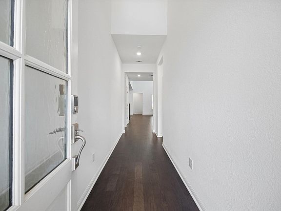 2nd image of 6407 Rounded Pebble Ln