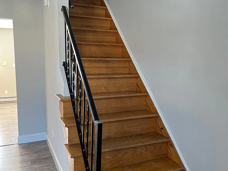 452 Union St — Photo 6