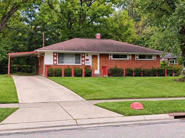 8692 Zodiac Dr, Cincinnati, OH 45231