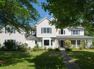 2 Morris Ct, Rye, NY 10580