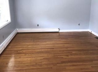 24-26 Grenelle St, Bridgeport, CT 06606